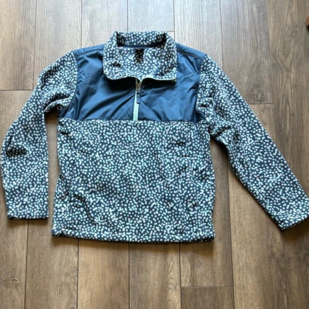 The North Face 1/4  zip fleece ( Kids size or Teen) size 18  XL